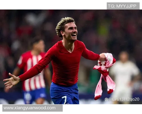 卫冕冠军那不勒斯迎战德甲劲旅法兰克福展开激烈小组对决